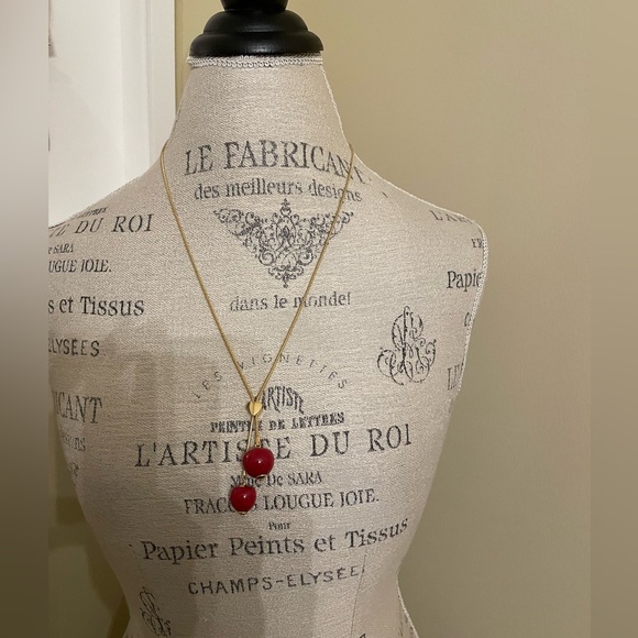 Cherry larylet necklace - Picture 4 of 5